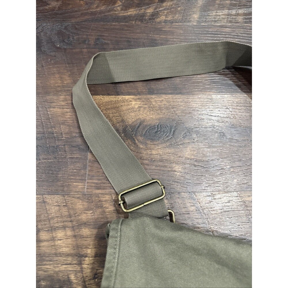Disney Parks Walt Disney World Pirates Of Caribbean Crossbody Bag - Gray Canvas - Picture 3 of 12